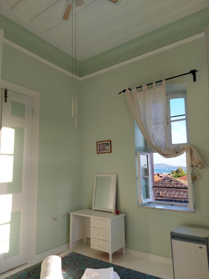 Eolos House Cunda Ayvalı Esterno foto