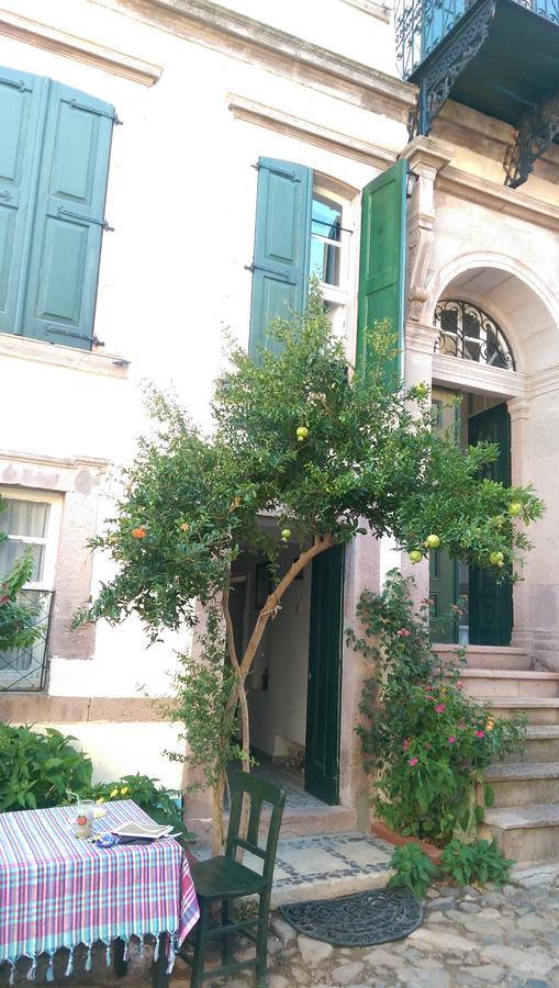 Eolos House Cunda Ayvalı Esterno foto